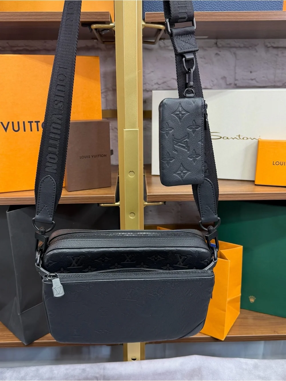 Louis Vuitton Trio Messenger Monogram Shadow Leather EXCELLENT CONDITION